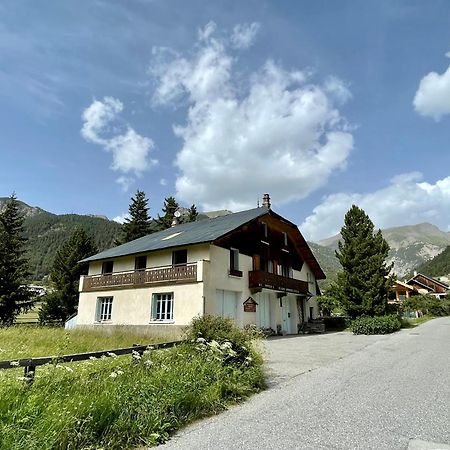 Gite Montagne 1 A 25 Places "Chalet Coste Belle" Ceillac Exteriör bild